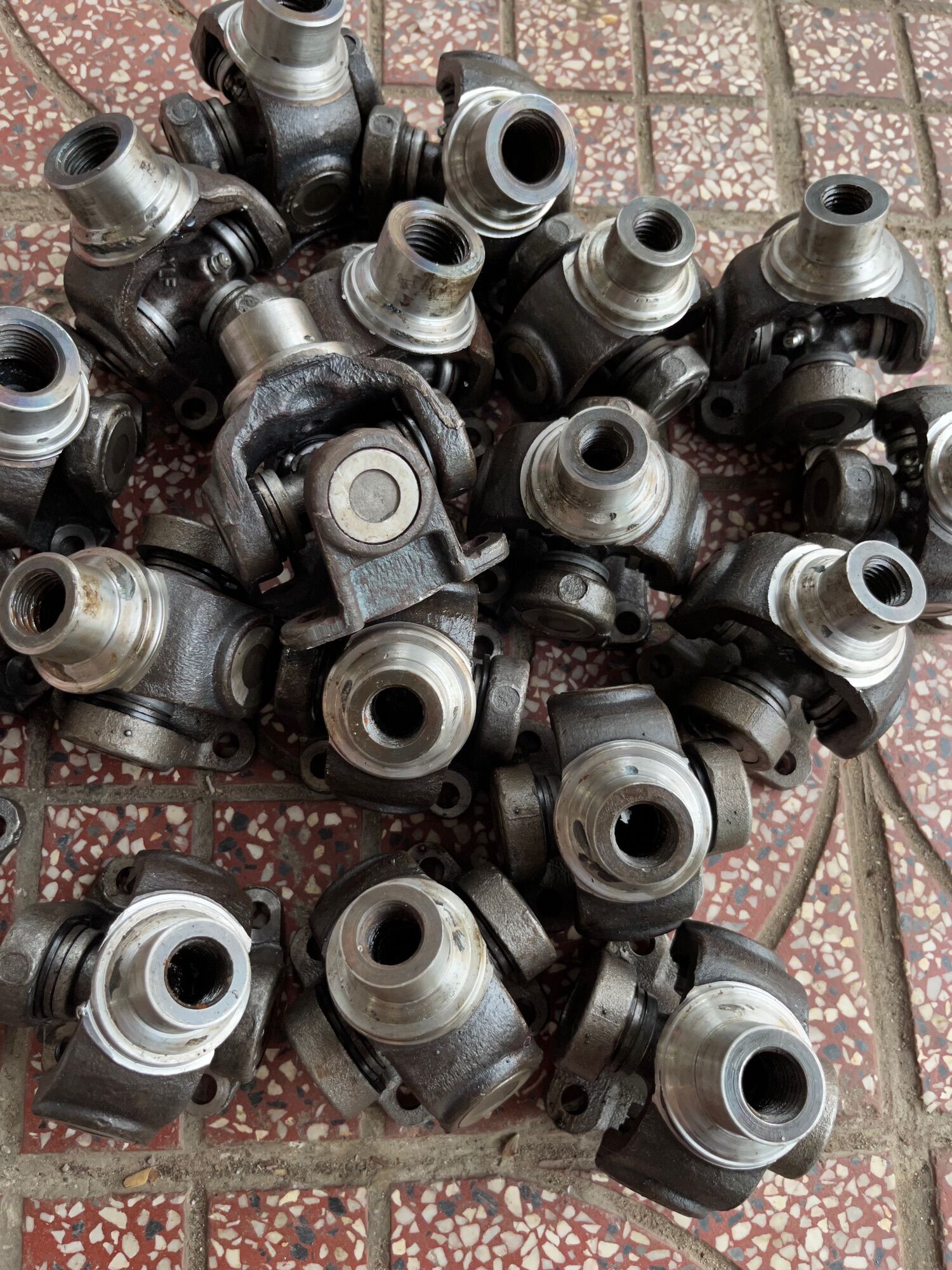 Cắt đăng máy dầu 1 mặt lỗ ren 18, 20, 22, 25mm cardan máy