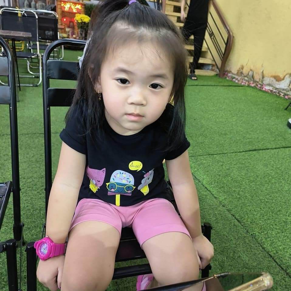 HÀ & RACHEL VIỆT SIN