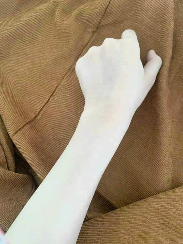 KEM DƯỠNG TRẮNG DA BODY