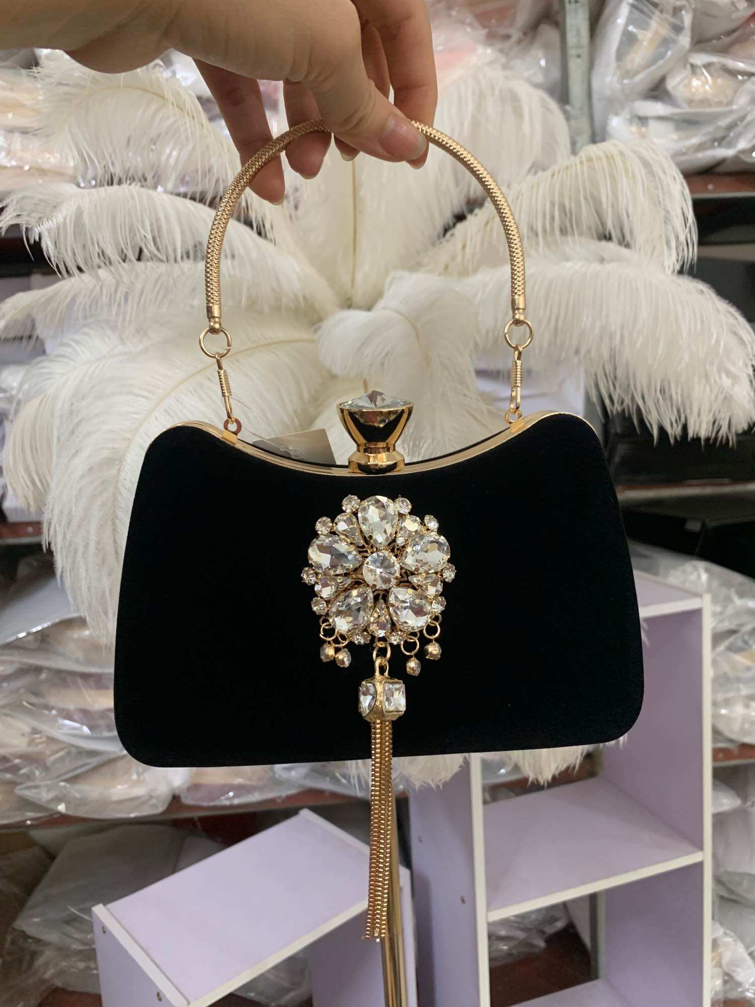 Clutch nhung đính đá tua rua cao cấp-túi nhung đá đi tiệc siêu sang