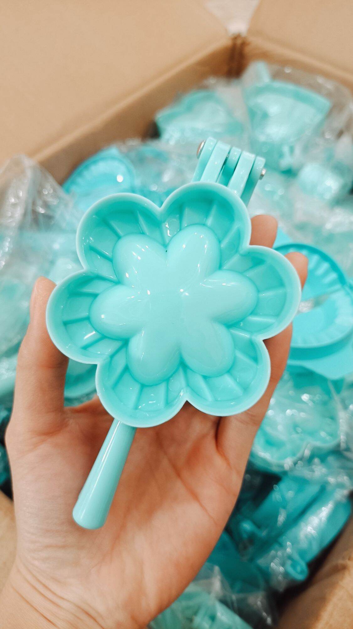 Khuôn làm sủi cảo, há cảo tiện dụng hình hoa đáng yêu 🏵️🏵️🏵️