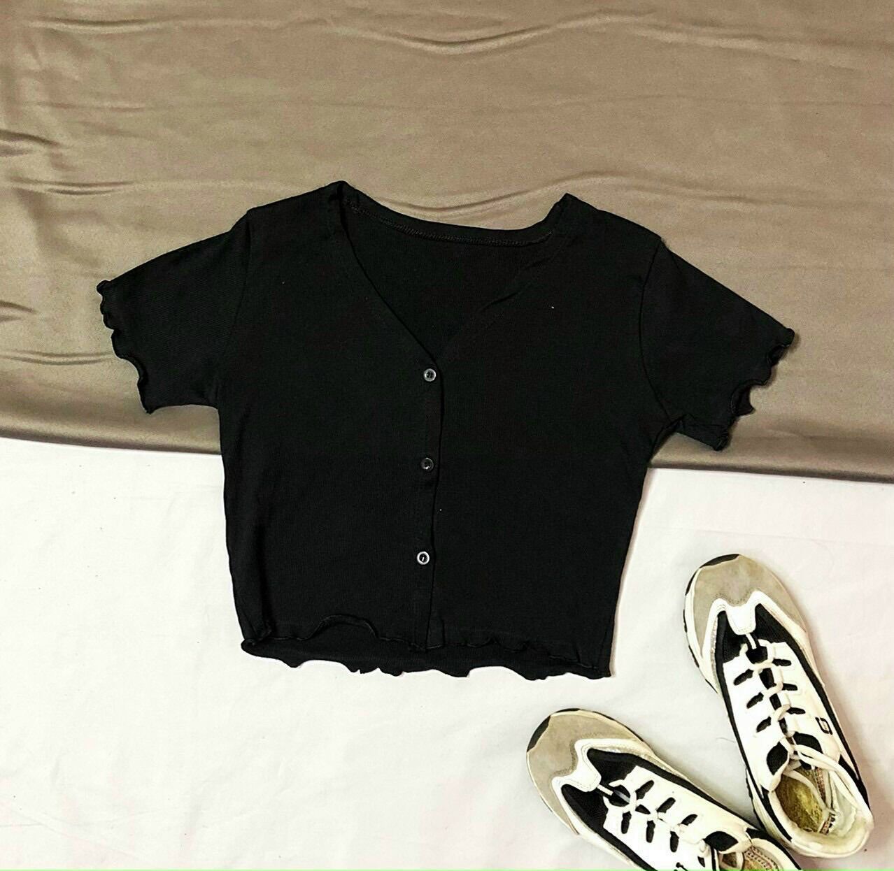 Áo croptop cổ tim from dưới 50kg