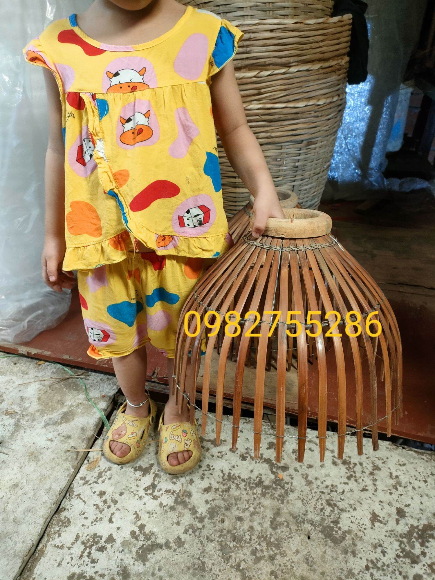 nơm tre bắt cá [32 × H27]