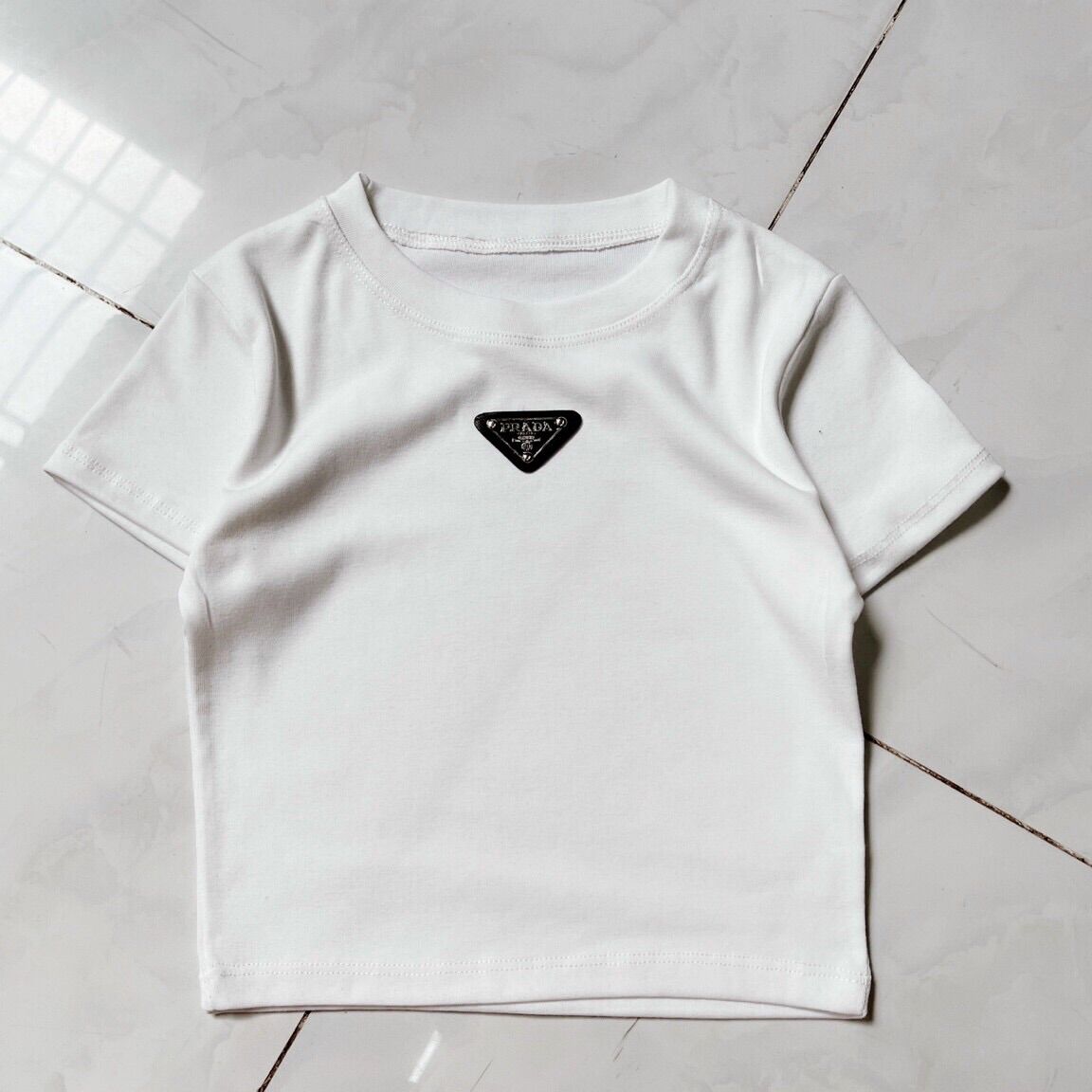 Áo thun croptop hàng đẹp chuẩn shop