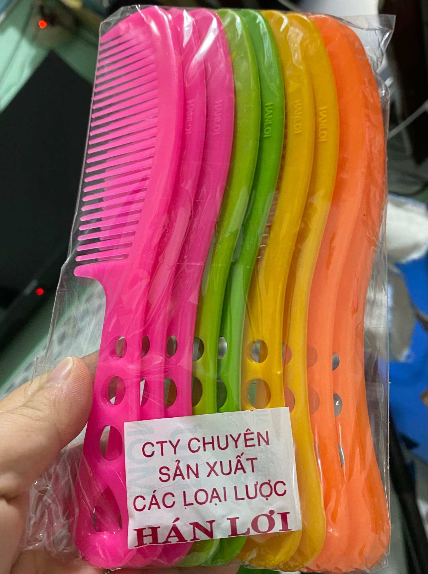 🌺🌺 Set 10 Lược Chải Tóc, CÁN LỔ dẻo (dài 20cm)
