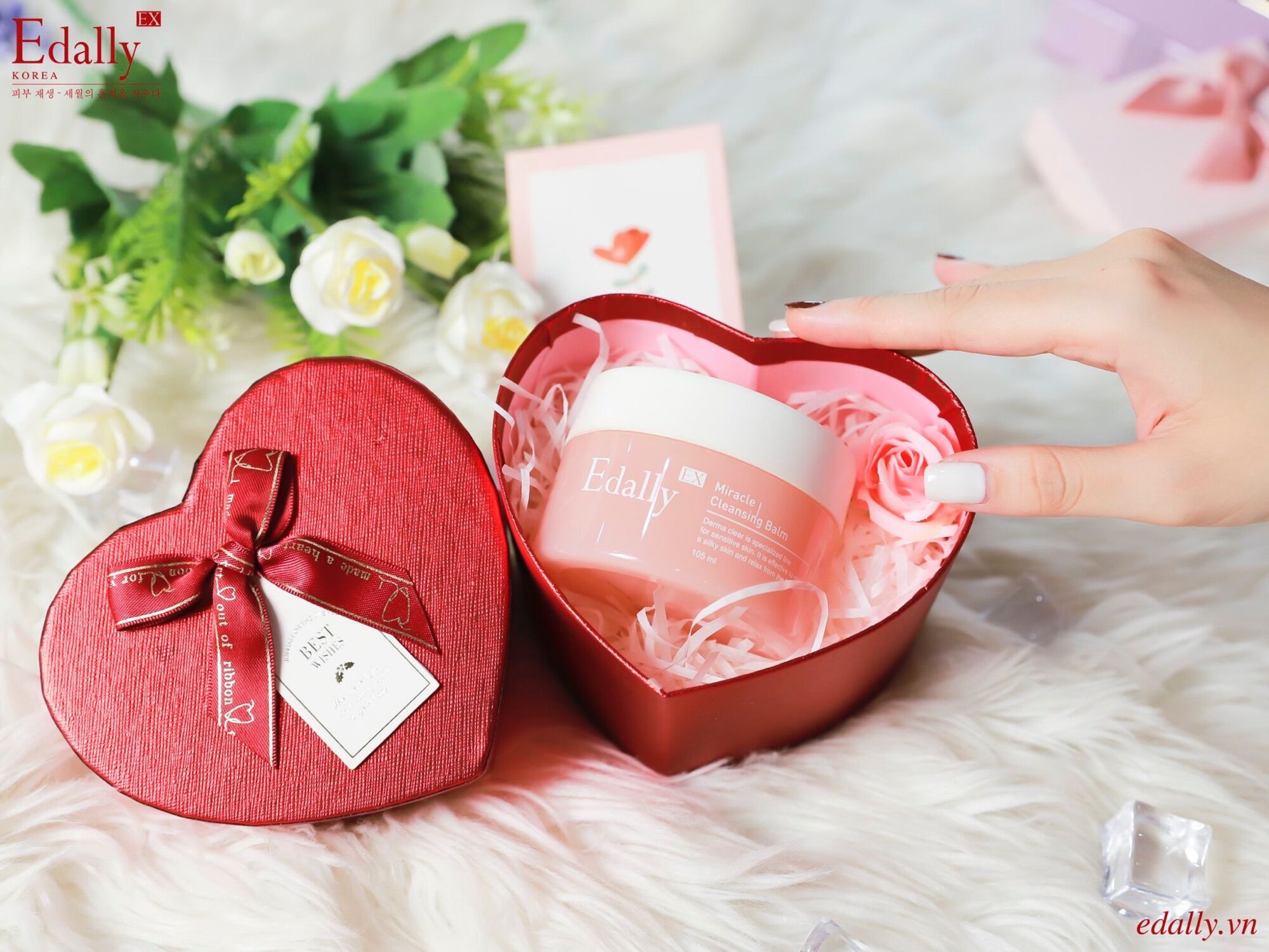 Kem tẩy trang cấp ẩm Edally Ex