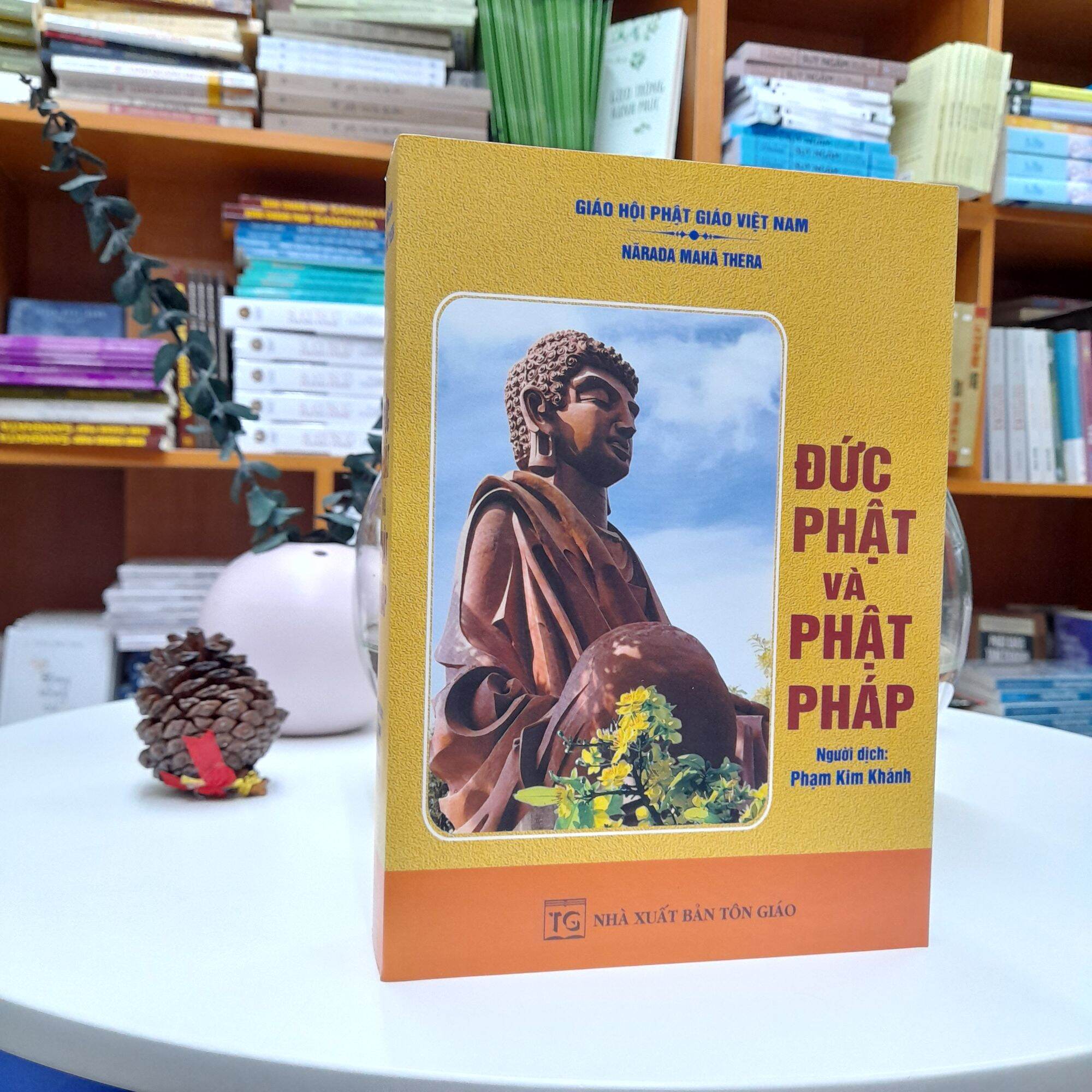 Sách - Đức Phật Và Phật Pháp
