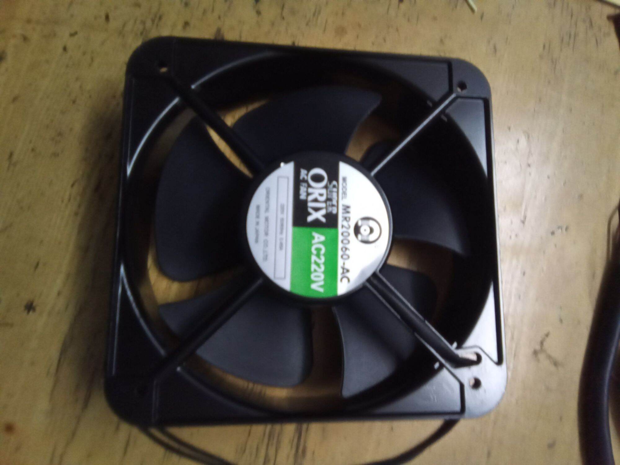 Quạt thông gió Orix AC 220V Kt 20x20x6 Cm