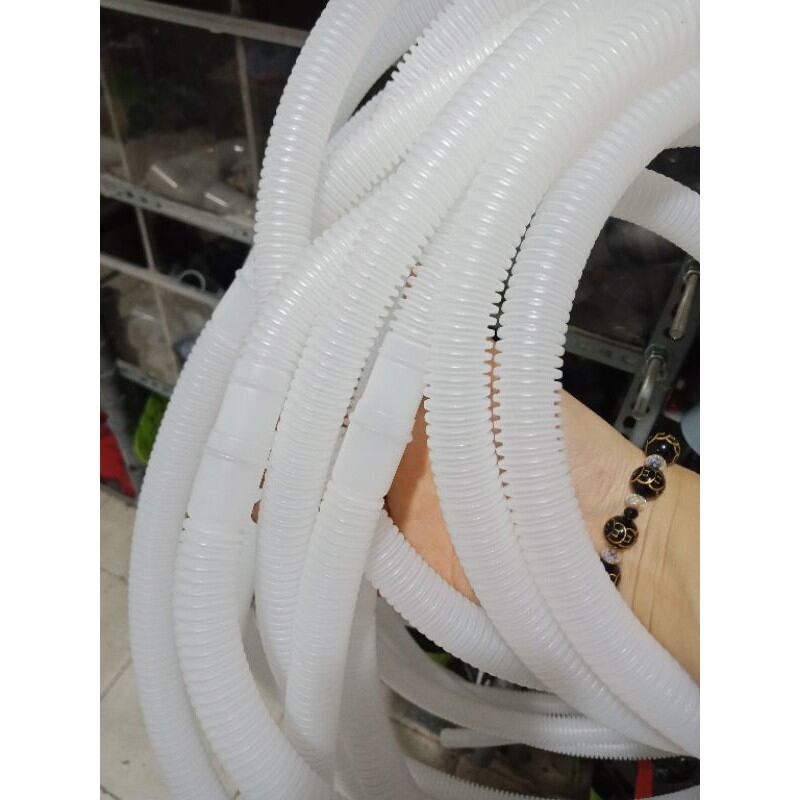Ống thoát nước máy lạnh