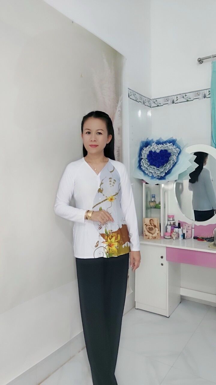 Áo in hoa