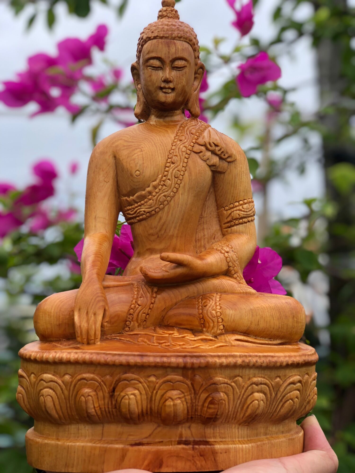 Tượng Phật Thích Ca Gỗ Pơ Mu