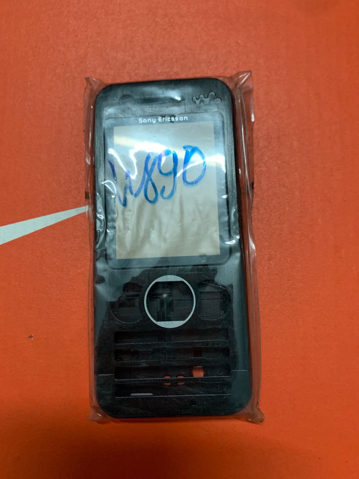 Sony w890