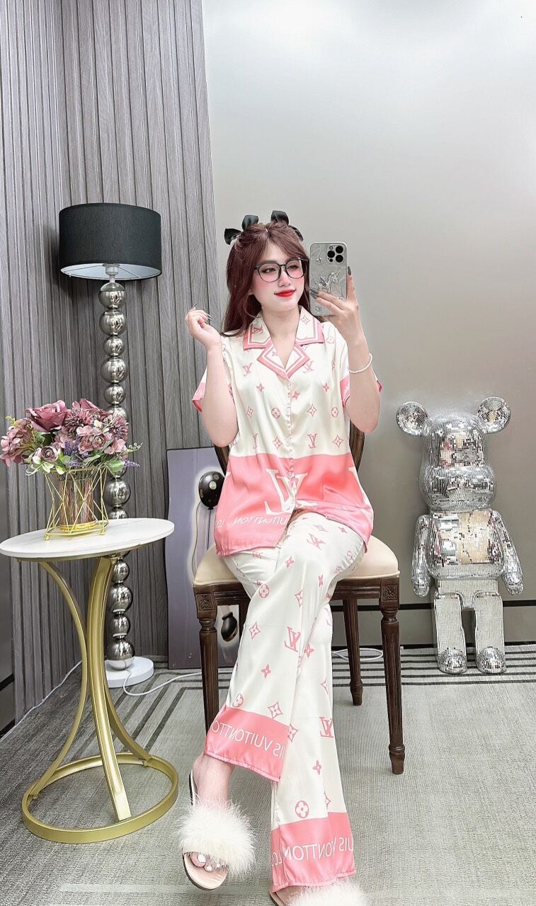 Đồ bộ tay ngắn lụa mềm cao cấp. Hàng thiết kế chuẩn from