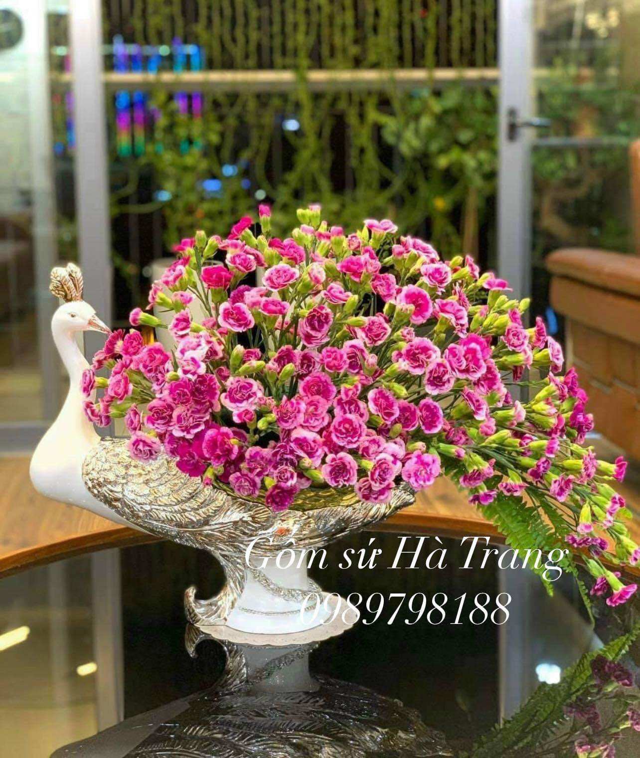 Chim công trang trí decor bày hoa quả cắm hoa