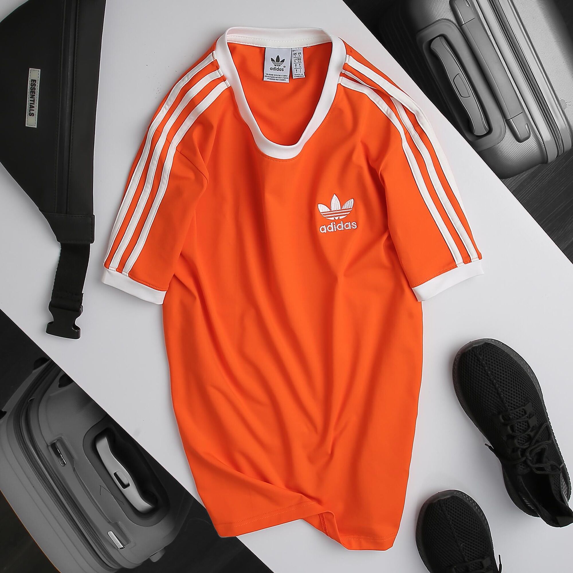 Áo adidas 3 sọc