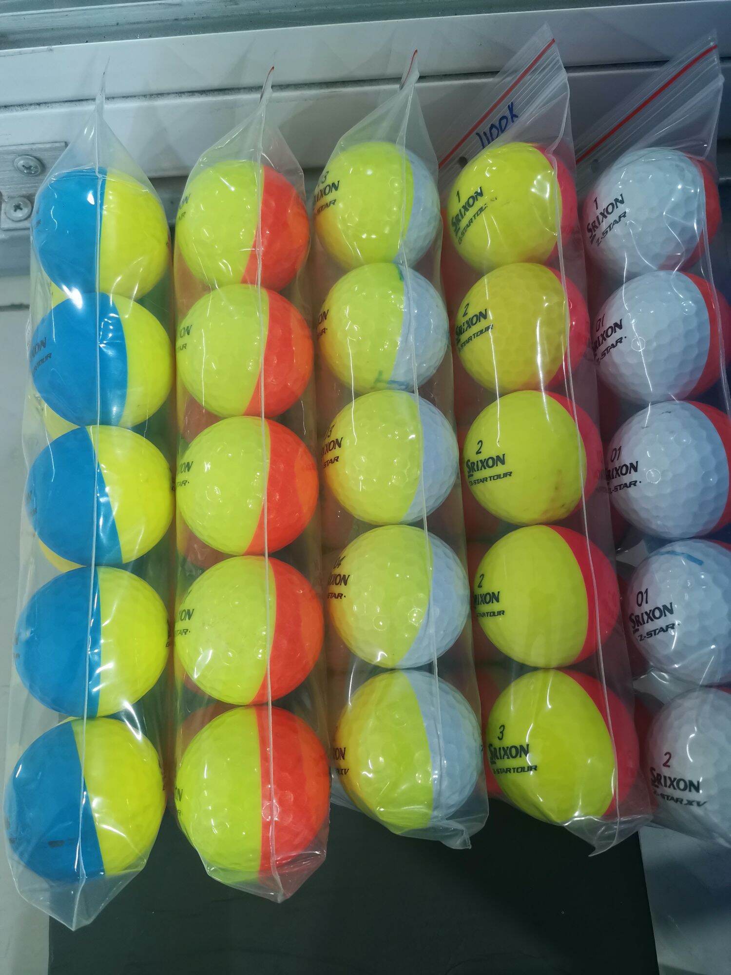 Bóng golf srixon 2 màu 10 bóng new 98%