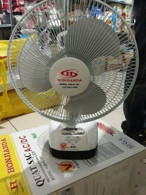 Quạt tích điện 2 bình ac quy honjianda 12inch 301 hàng việt nam