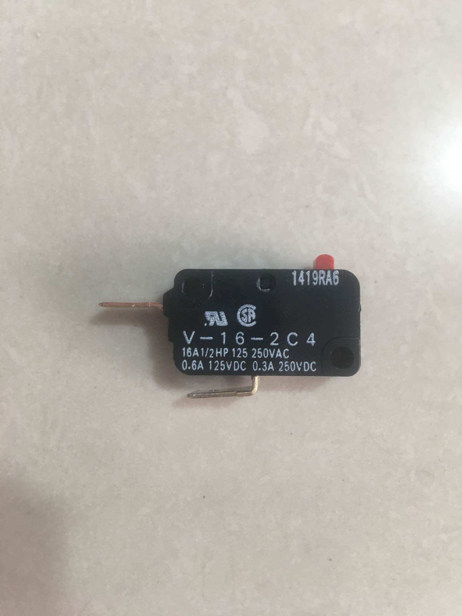 Công tắc nguồn máy nước nóng panasonic