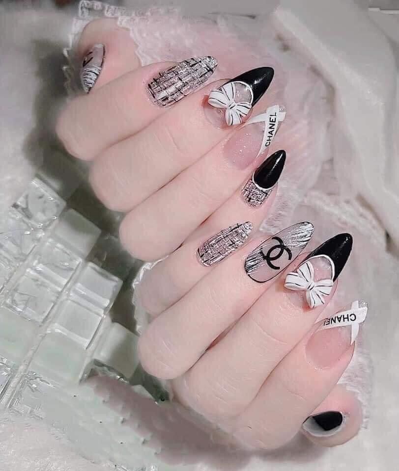 Nailbox móng úp thiết kế sẵn theo yêu cầu
