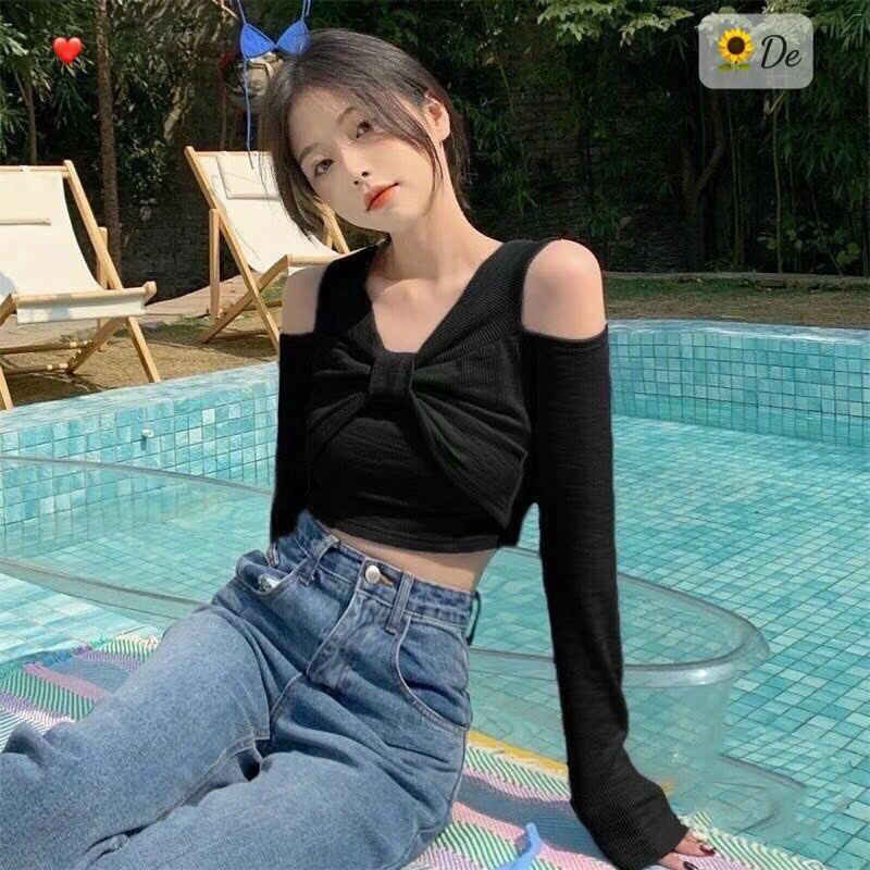 Áo croptop hở vai tay dài phối nơ