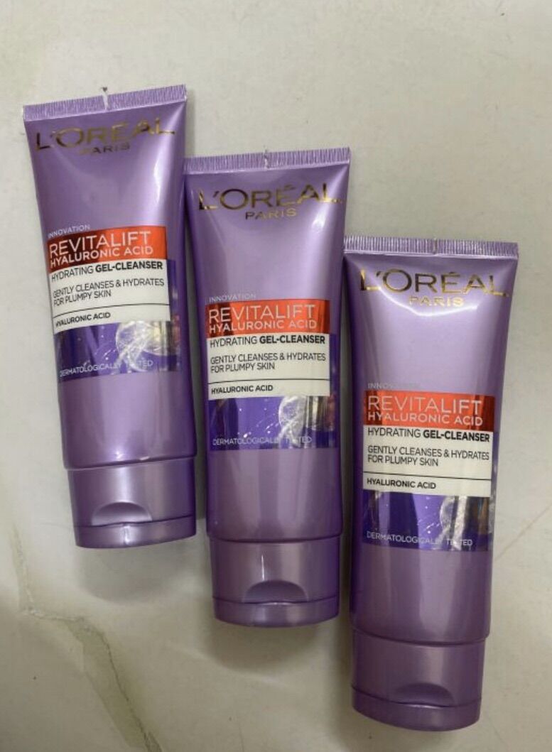 sửa rữa mặt cấp ẩm L'oreal paris Revitalift