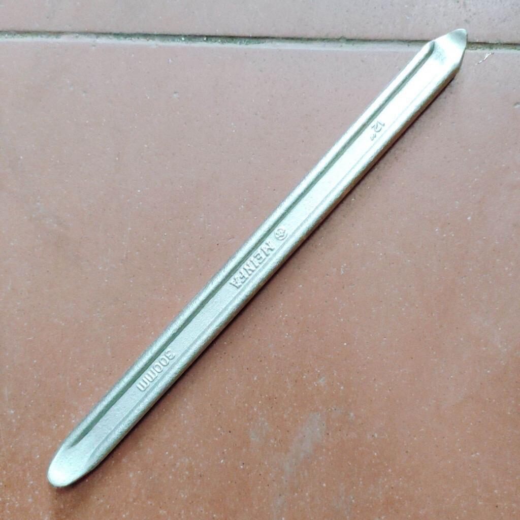 MÓC LỐP XE MÁY, XE ĐẠP MEINFA DÀI 30CM ( CẠY VỎ XE)