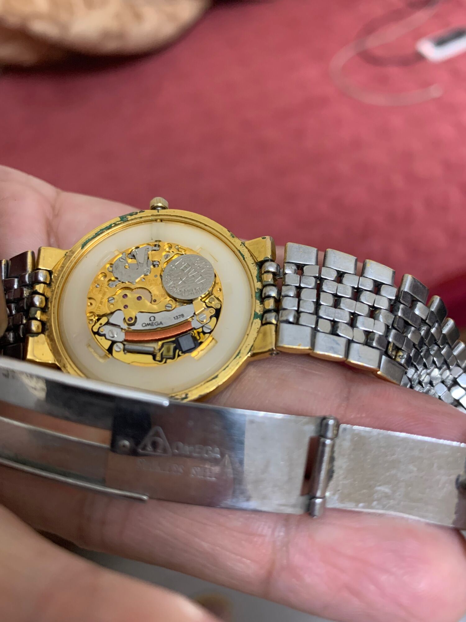 Đồng hồ omega chính hãng đã qua sử dụng thumbnail