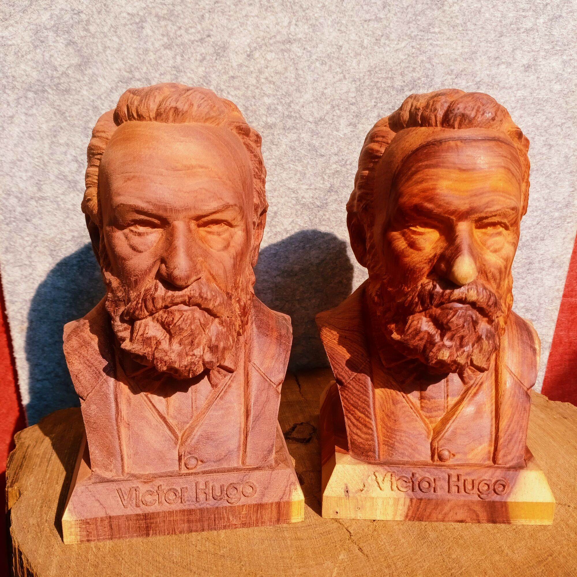 Tượng Victor Hugo Giá 1,250,000 Đồng*Miễn phí vận chuyển