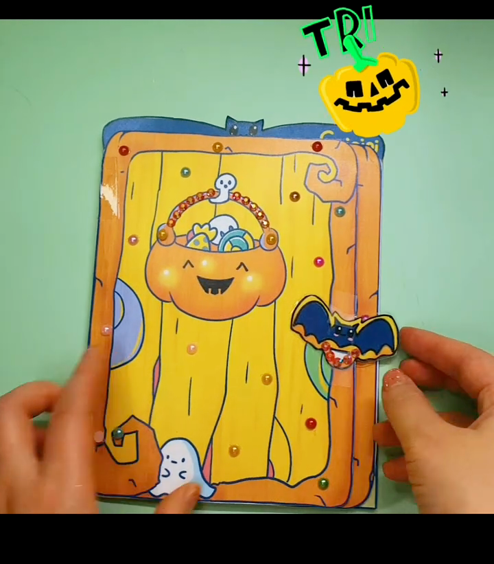 LỄ HỘI HALLOWEEN CÙNG BÉ GRIPPI( nhà cho búp bê giấy)