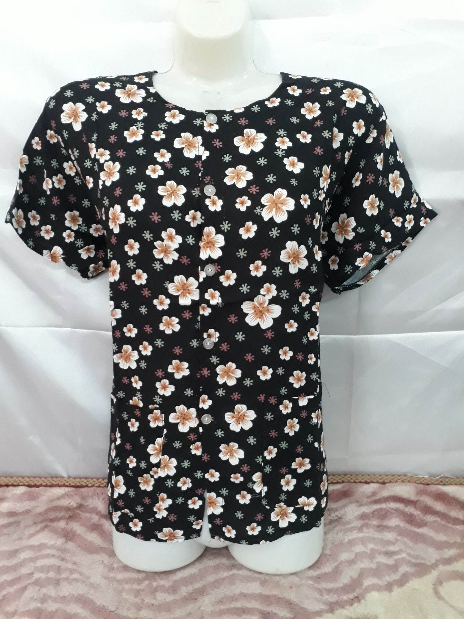 Áo lanh hoa dành cho bà già