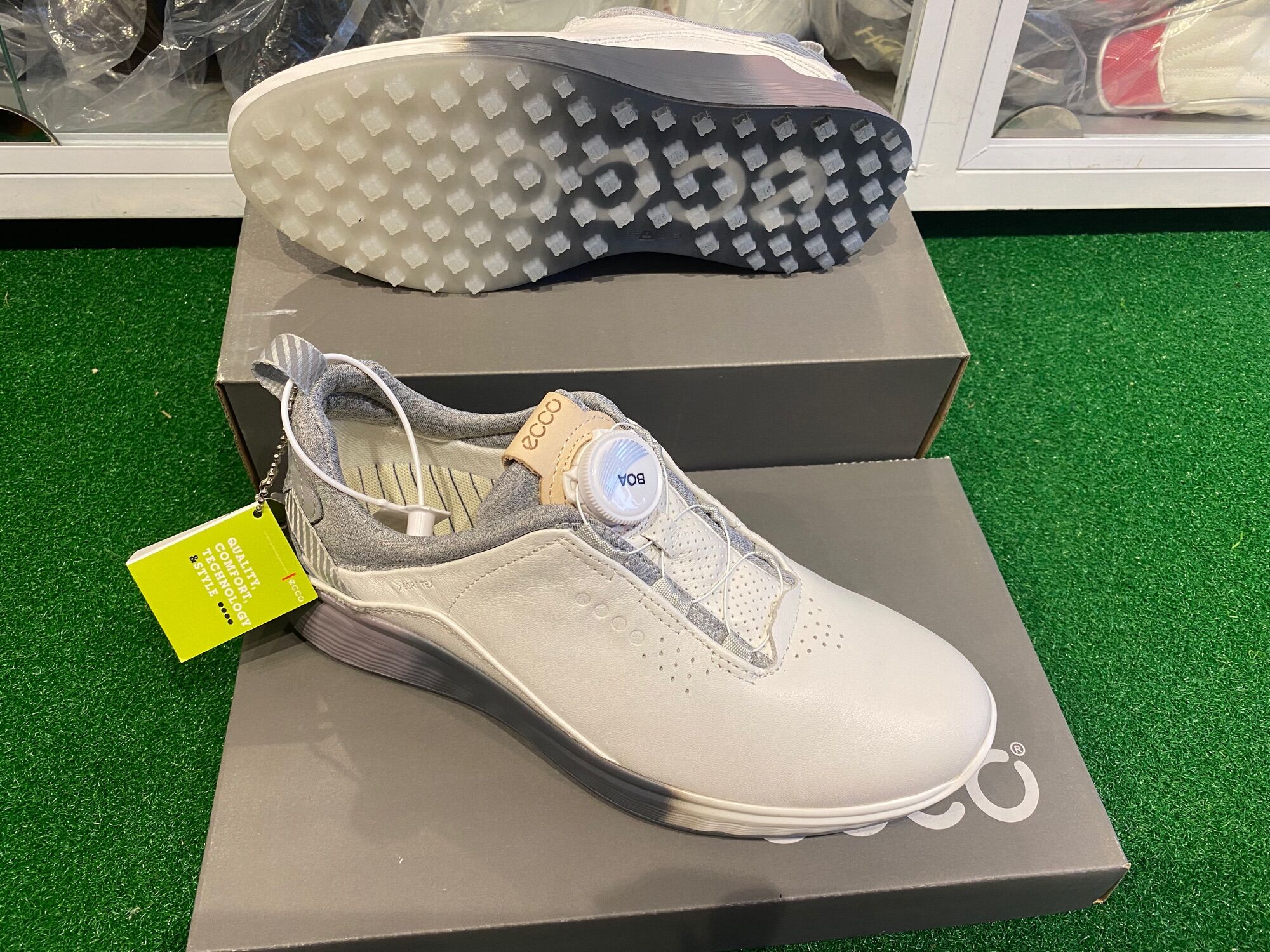 Giày golf ecco nữ khoá vặn boa - ecco golf shoes - sang trọng