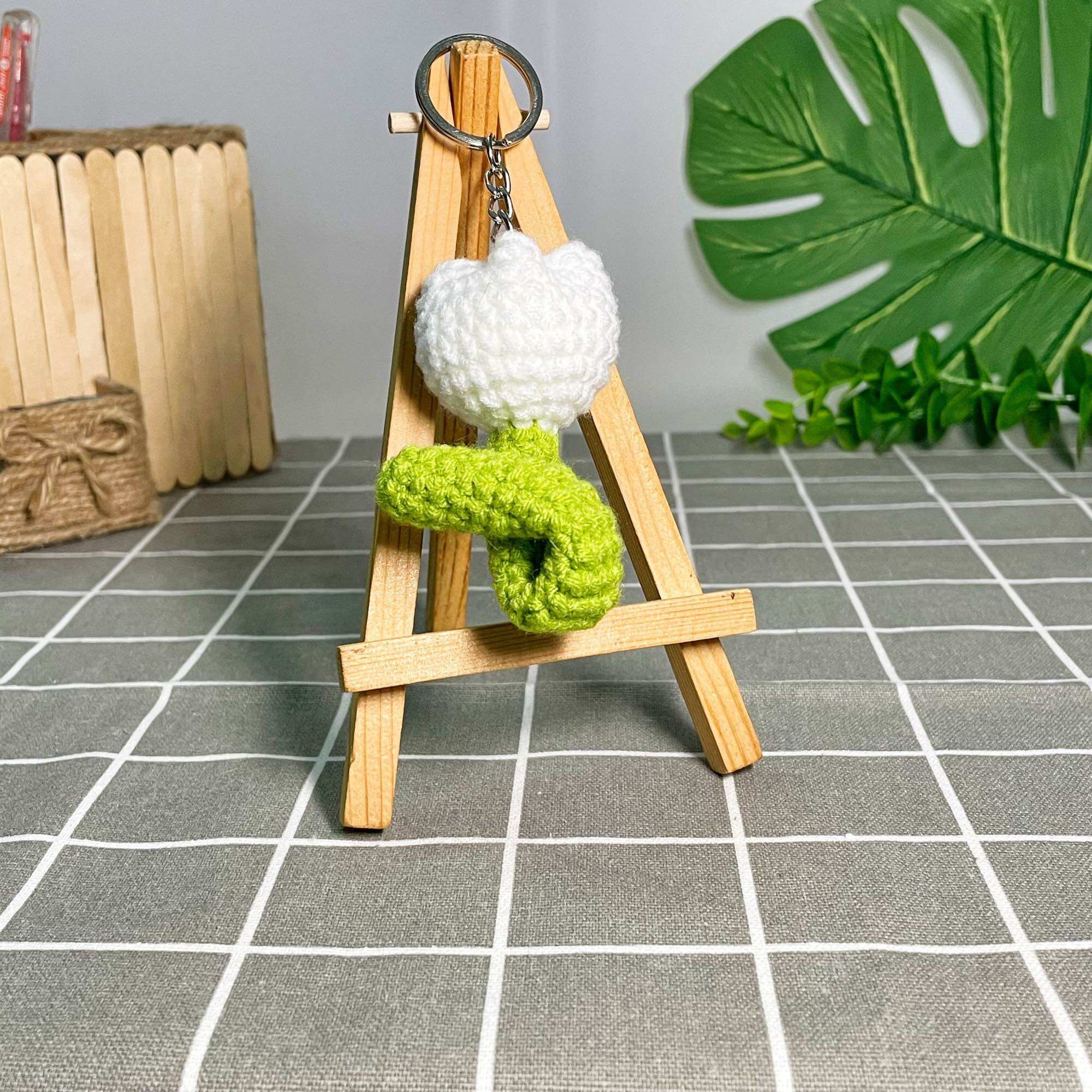 Móc khoá hoa tulip mini handmade bằng len