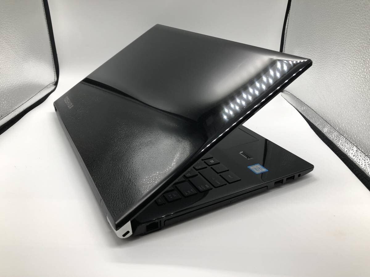 Laptop Toshiba Dynabook T75/CB Core i7-7500U, 8gb ram, 256gb SSD, 15,6” HD, vỏ piano rất đẹp. 