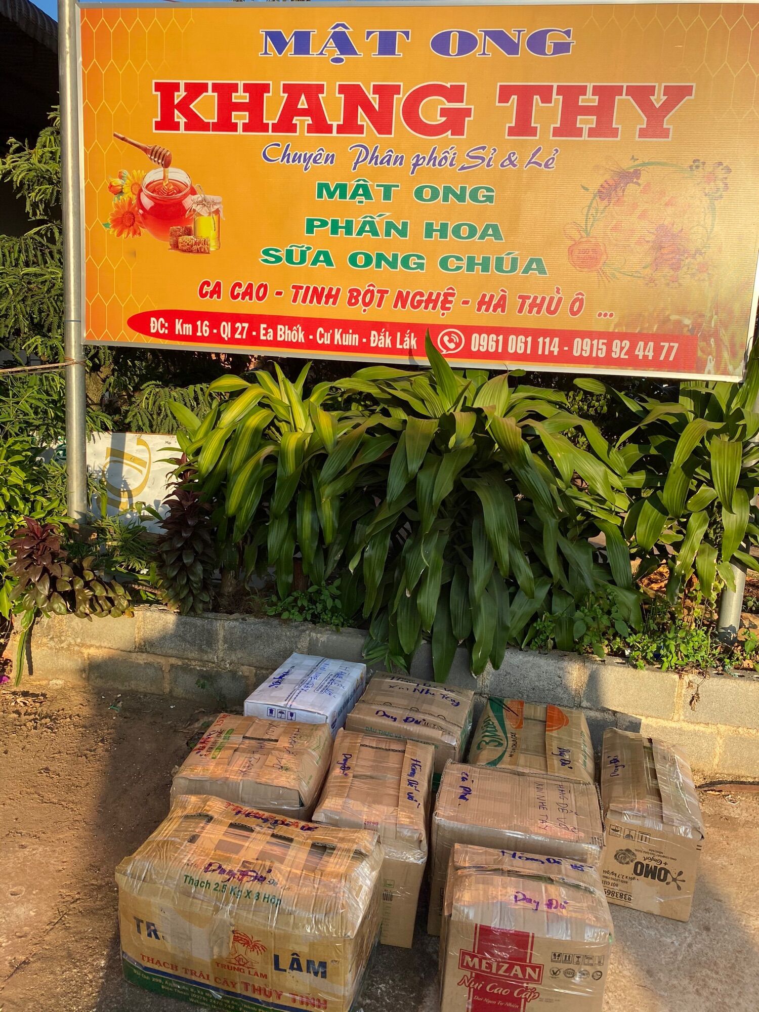 1 lít mật ong nguyên chất hoa cà phê daklak