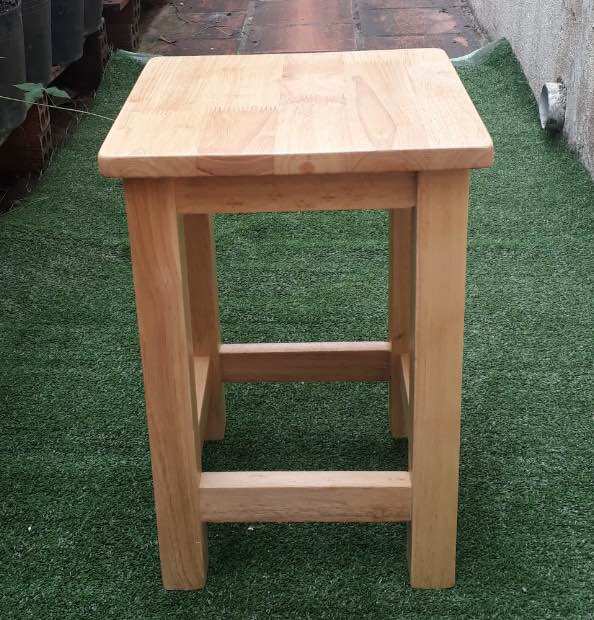 GHẾ ĐÔN CAO 45CM MẶT VUÔNG GỖ CAO SU