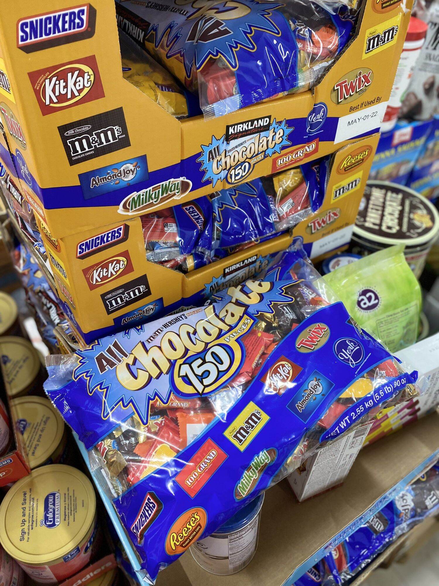 Chocolate Kirkland ALL túi siêu to - 150 viên - 2,55kg 🇺🇸✈️DATE 31/02/23. Kẹo Chocolate ALL là tổng hợp của các loại chocolate Mỹ nổi tiếng thơm ngon.💥 Túi siêu to 2,55kg