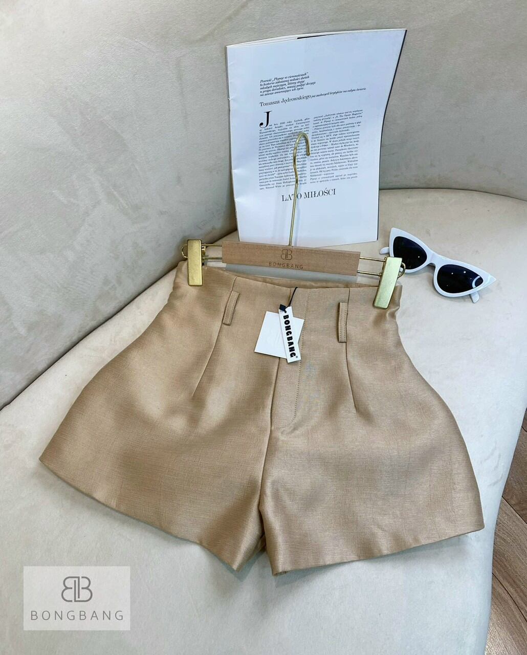 Quần Short Vải Bóng
