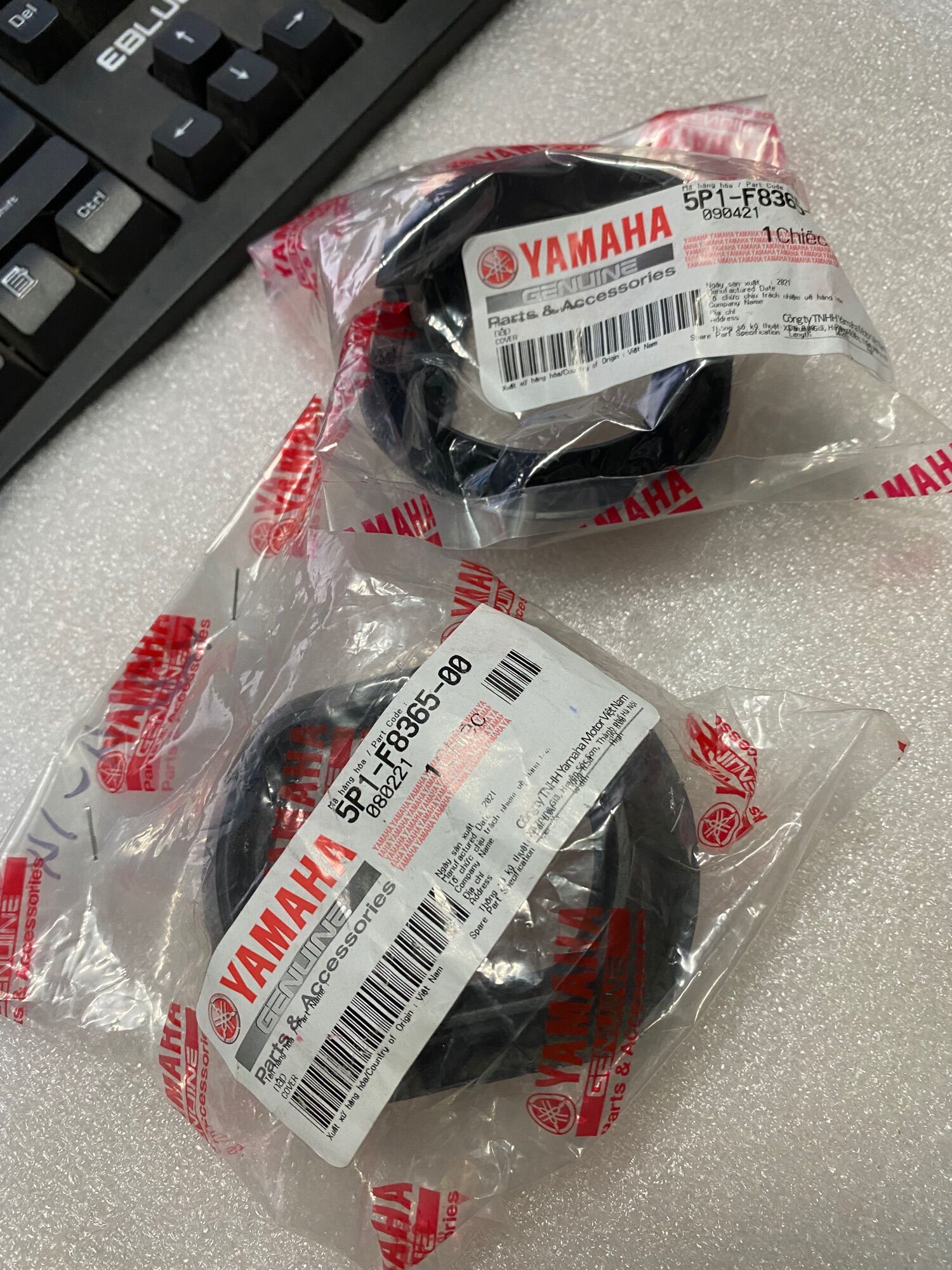 Chụp ổ khoá nouvo 4 yamaha chính hàng