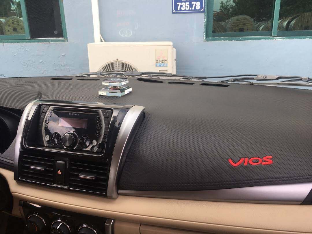 Thảm taplo da carbon vios 2019-2023
