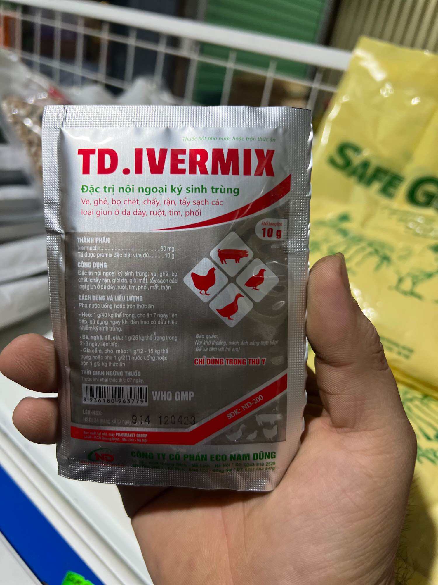 Sổ Lãi TD Ivermix (2 goi 10g)bò chét, gận, ve, ghẻ, tẩy sạch các loại giun