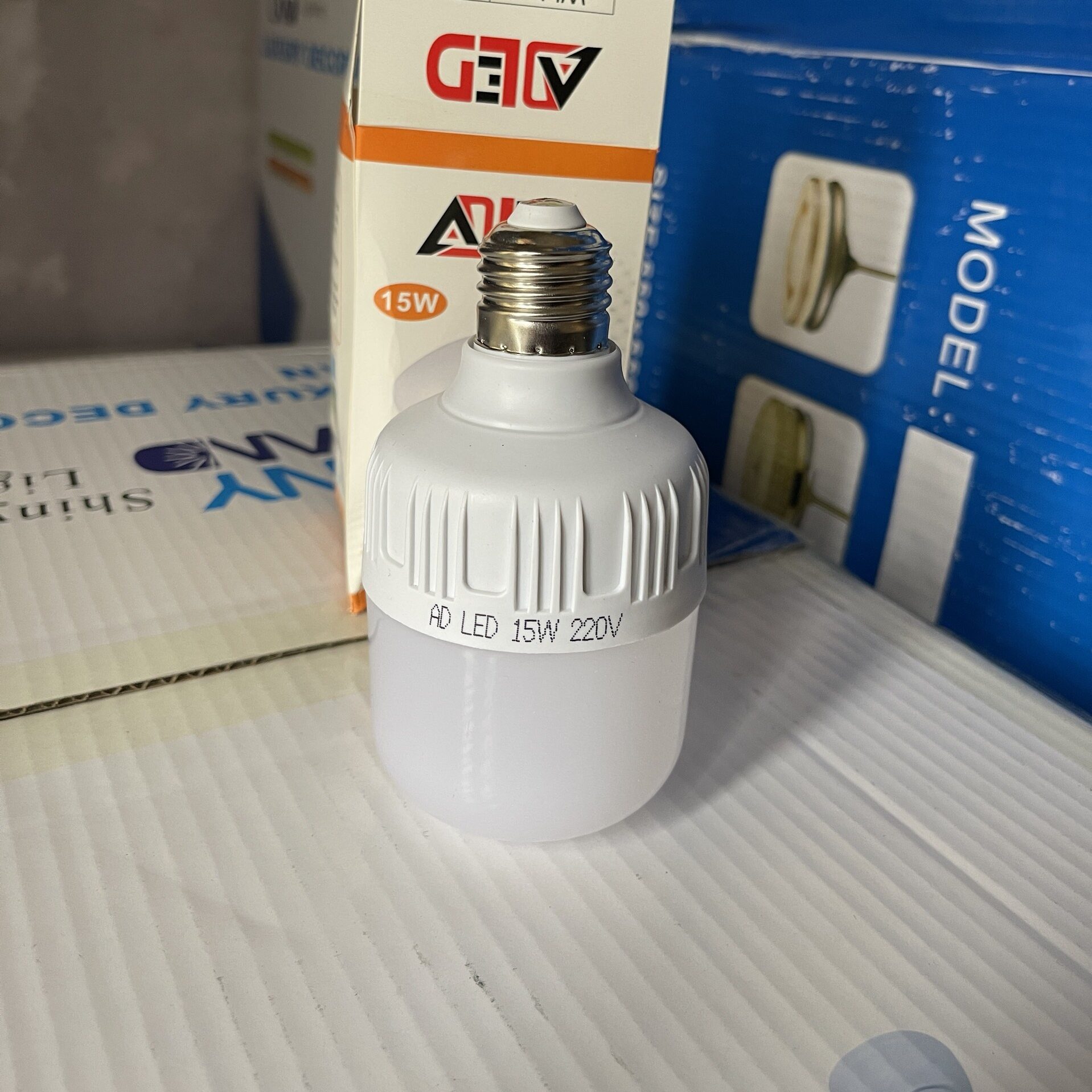 Bóng đèn led trụ 10w 15w 20w 30w 50w đui xoáy e27