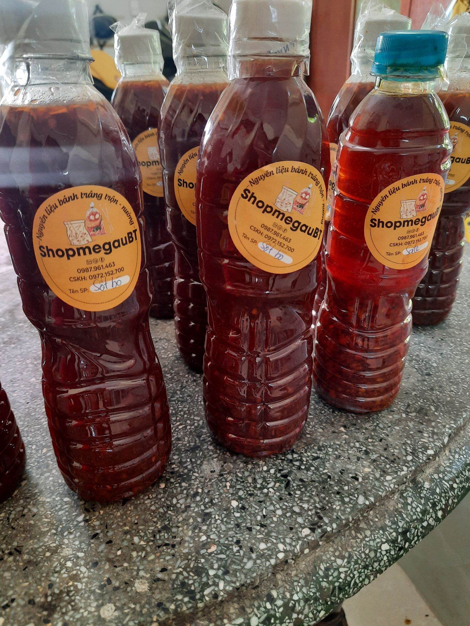 1 chai nước sốt bò trộn bánh tráng 500ml..sốt được nấu mới mỗi ngày, gia vị nêm vừa ăn về sử dụng ngay