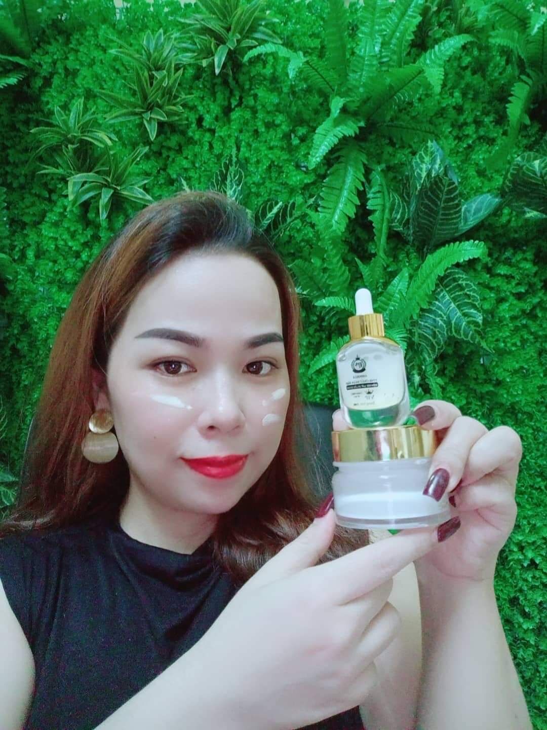 Kem face vip mờ nám