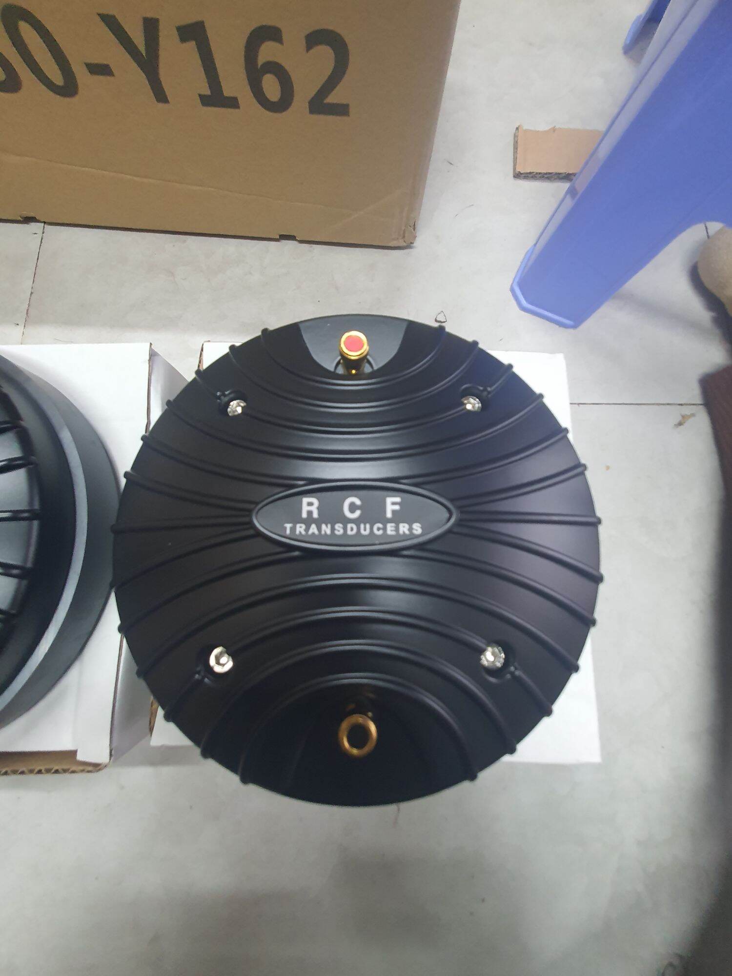 Treble 750 RCF Nắp Nhôm ( 1 cặp )