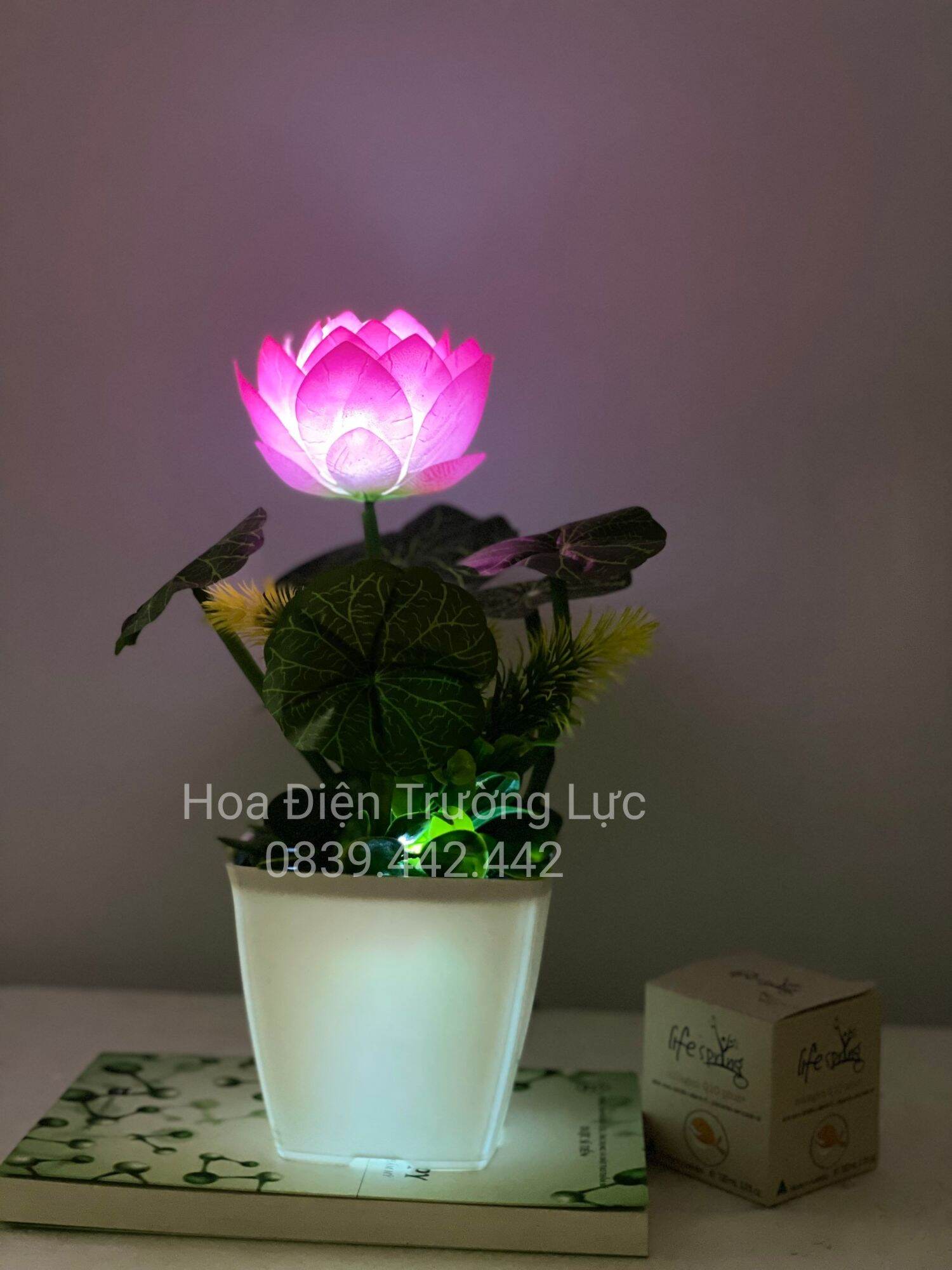Đèn hoa sen trang trí bàn thờ cao 30 cm