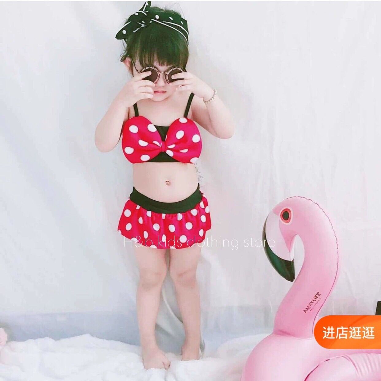 Đồ bơi bé gái, bikini mickey tặng kèm mũ cho bé