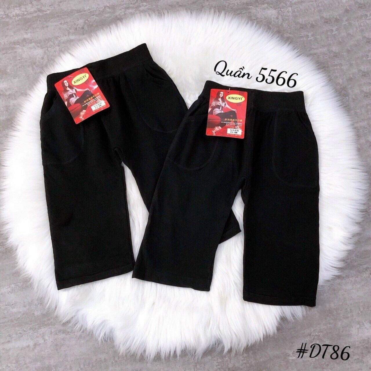 Quần ôm lửng ngang gối