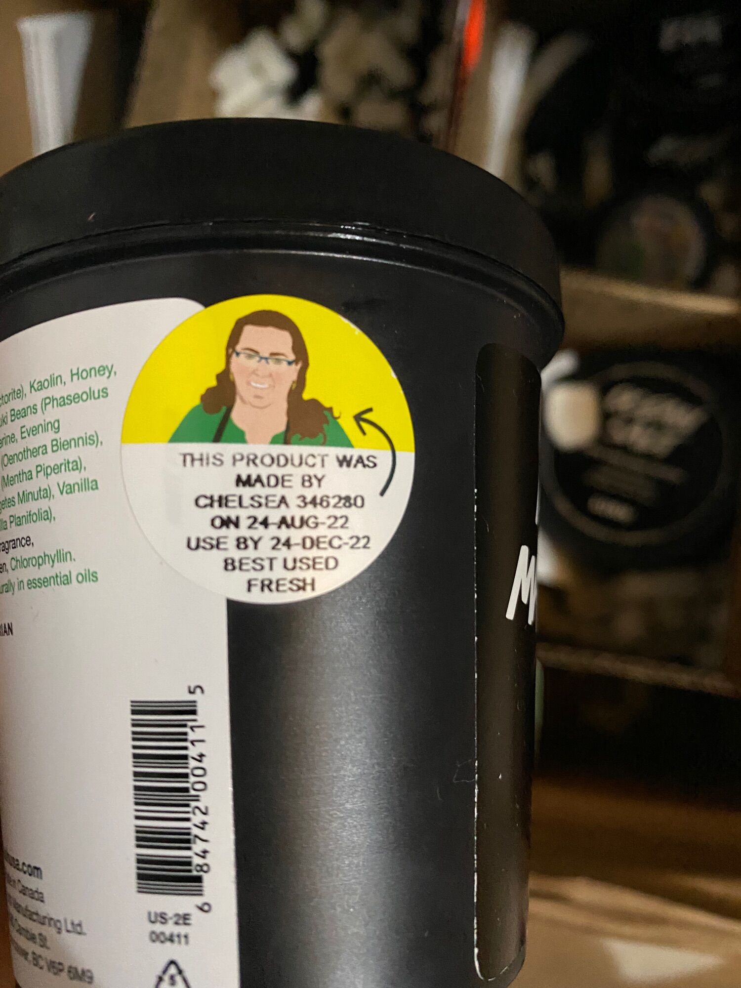 Mặt nạ đất sét Lush Magnaminty