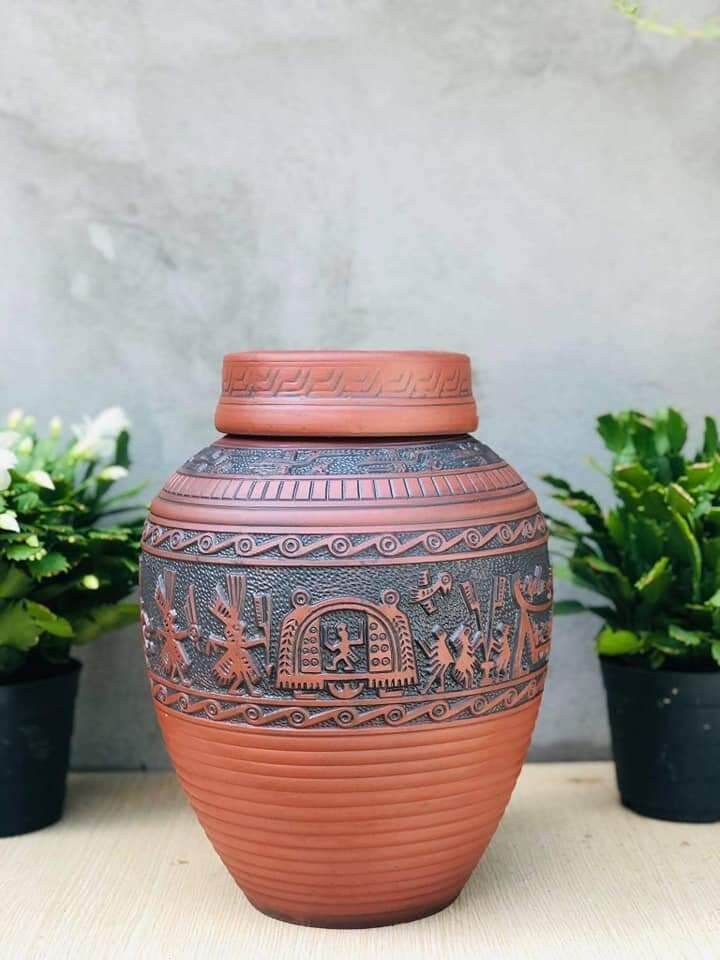 Chum sành ngâm đựng rượu Bát Tràng đắp nổi hoa văn trống đồng, loại 10 lít