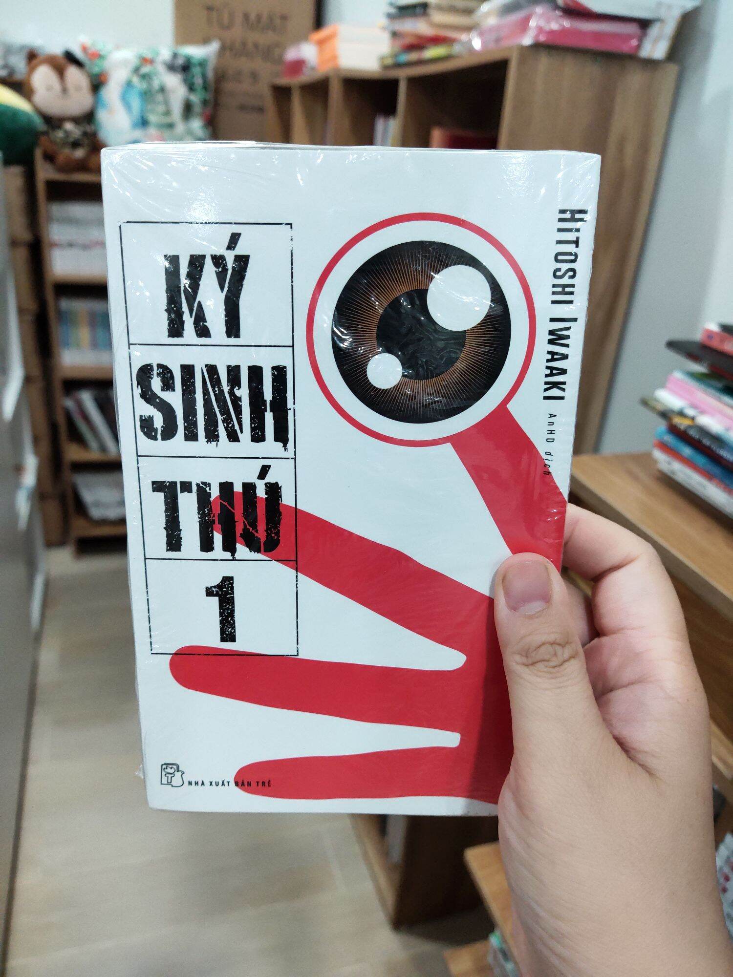 Ký Sinh Thú [TẶNG KÈM POSTCARD]